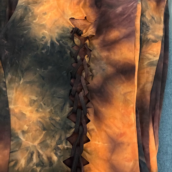 Cutout Pants - Picture 3 of 7